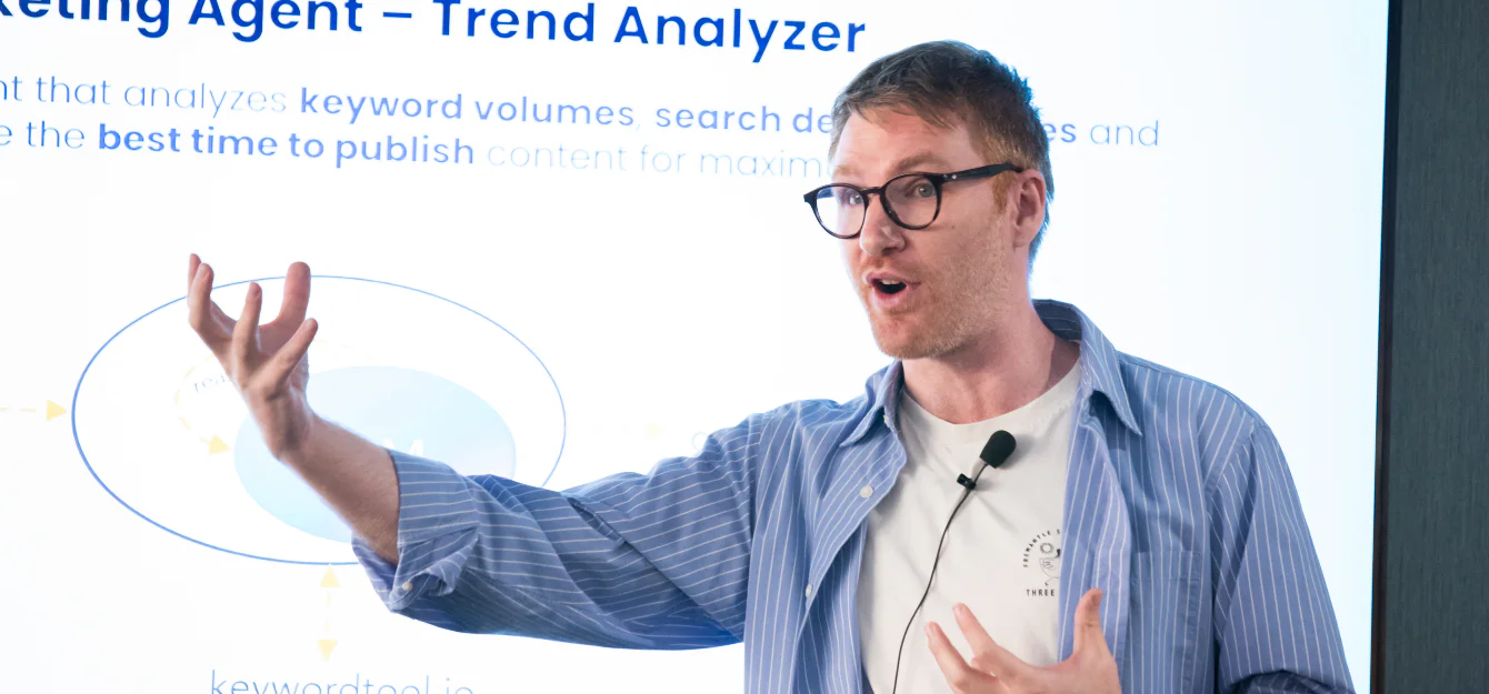 Mario Lenoci speaking at the International Search Summit New York 2026